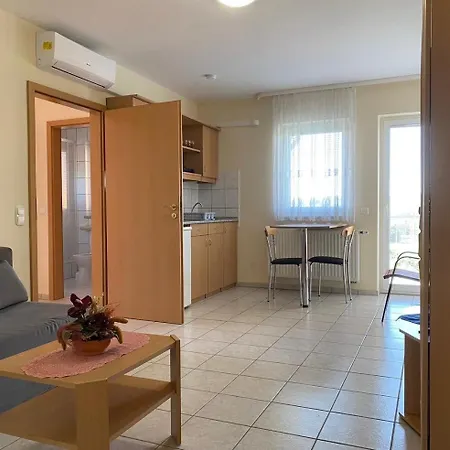 Apartmán Lena *