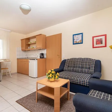 Apartmán Lena *